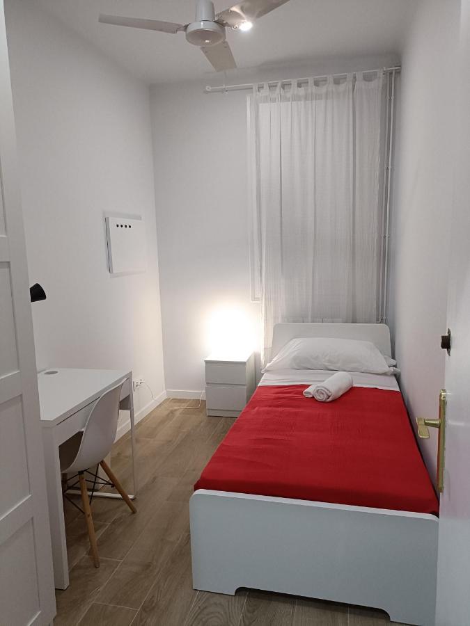 Appartement Sant Jordi Pisos - Dos De Maig à Barcelone Extérieur photo